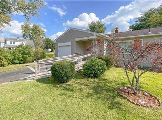 238 Clifton St, Wallingford, CT 06492