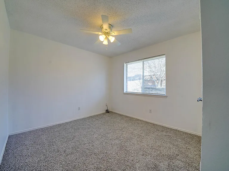 152 Pinion Ln — Photo 11