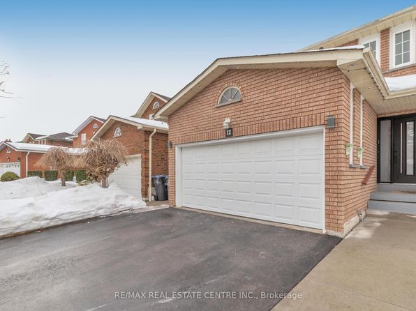 12 Sugar Creek Ln, Brampton, ON L6W 3X6