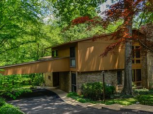 10615 Great Arbor Dr, Potomac, MD 20854