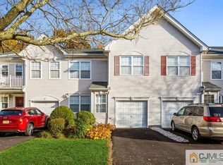 77 Pennsbury Way, East Brunswick, NJ 08816