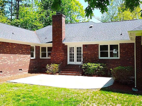 4th image of 120 Country Creek Dr