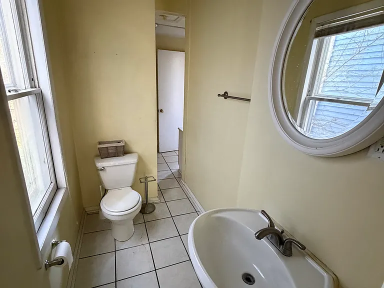 19-21 Harvard St #1 — Photo 6