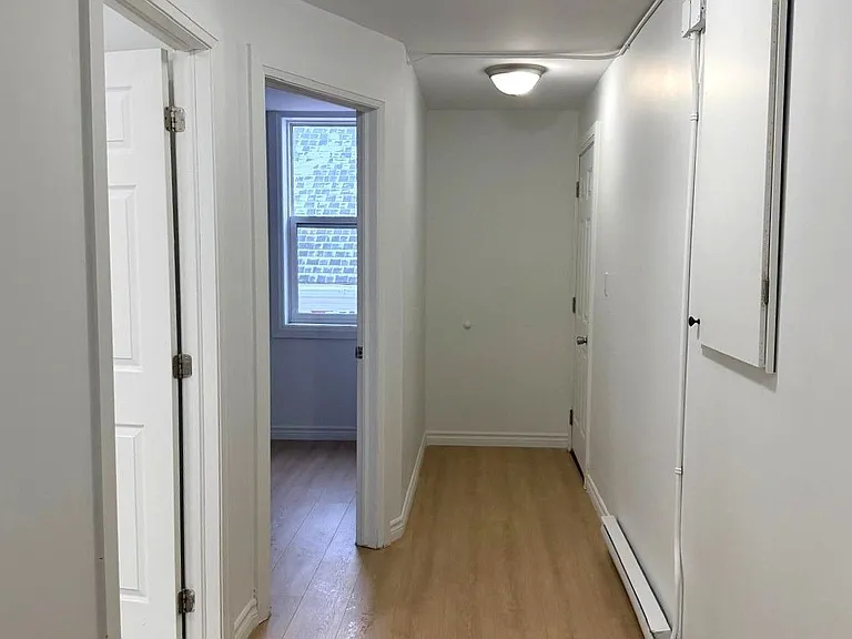 9 Eby St S #2 — Photo 7