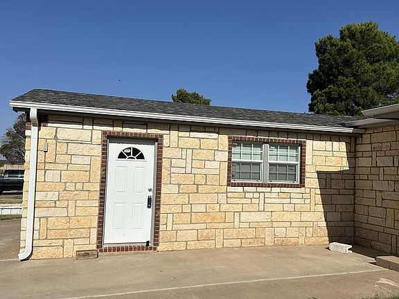 3rd image of 403 36th St