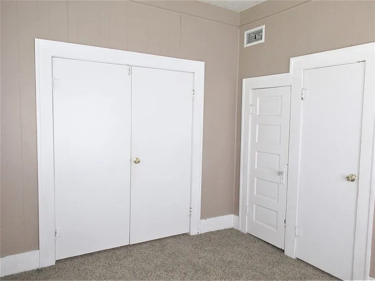 620 N Bradley St — Photo 11