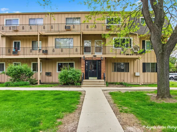 2504 Algonquin Rd APT 3, Rolling Meadows, IL 60008
