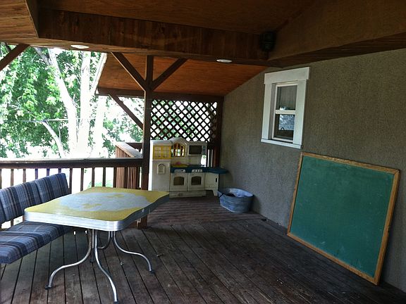 3rd image of 1212 Lincoln Ave