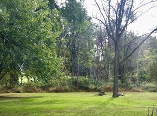 2 Lindbergh Rd #F, Ringoes, NJ 08551