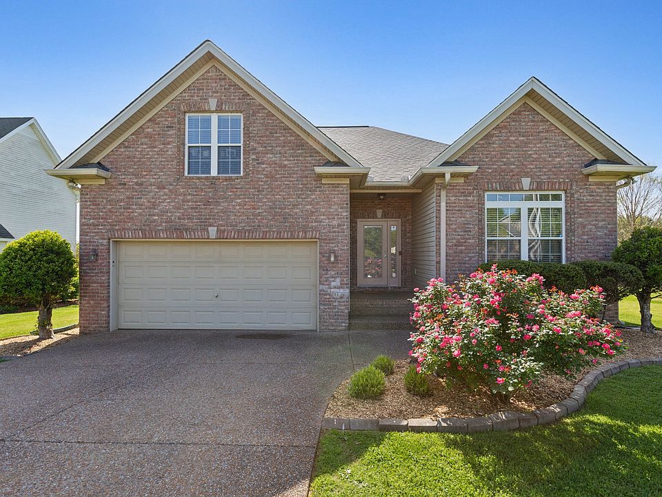 1st image of 1236 Curtis Dr