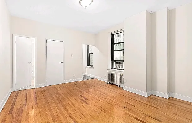 Rented by Douglas Elliman | media 8