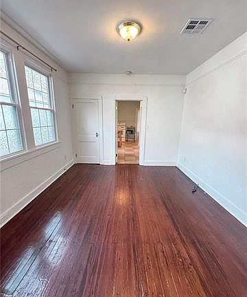 5th image of 1221 Poland Ave