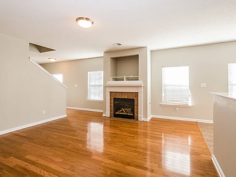 9934 White Poplar Dr — Photo 6