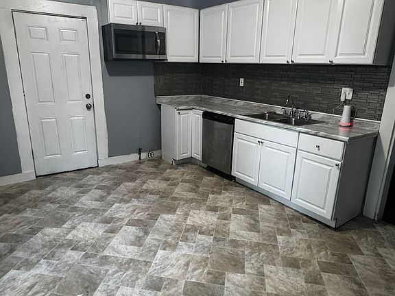 5th image of 1864 Hastings Ave