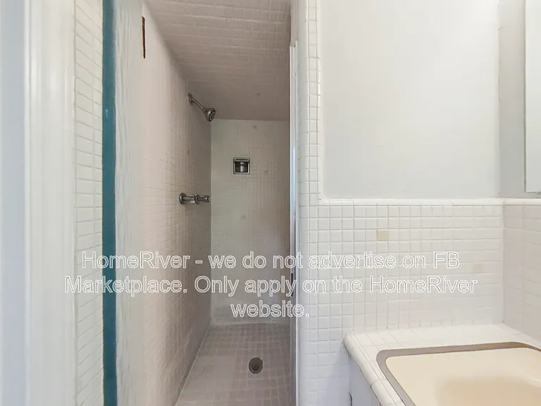 3002 Club Dr — Photo 14