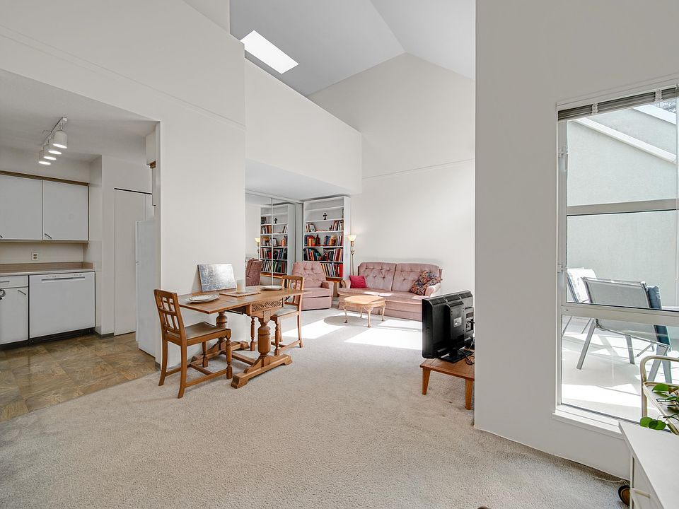 1st image of 1510 Nelson St #315