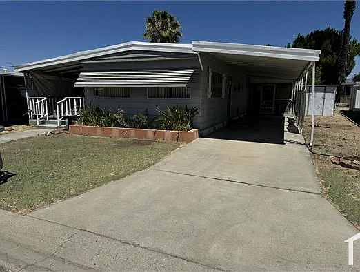2 bed, 1175 sqft, $1,600 — Photo 2