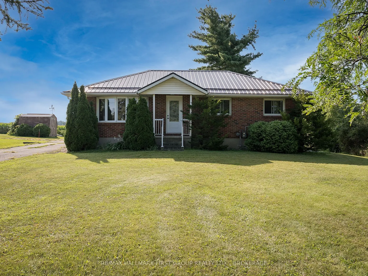 3 bed, $2,500 — Photo 2