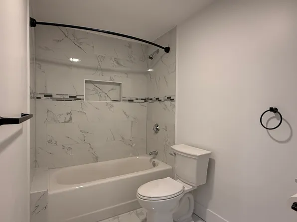 511 Broadway #201, Lawrence, MA 01841