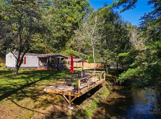99 Lynn Lane, Glade Valley, NC 28627