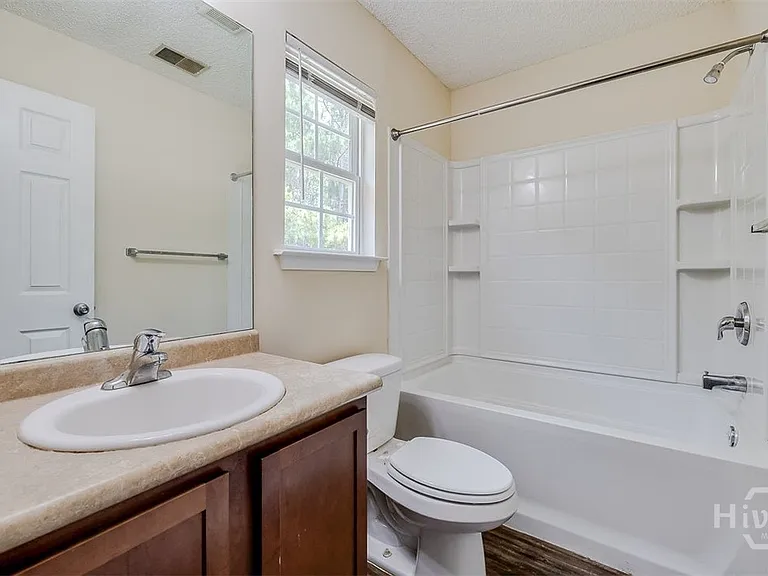 148 Willow Dr — Photo 21