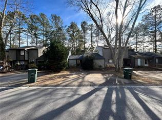 295 Pam Ln SW, Marietta, GA 30064