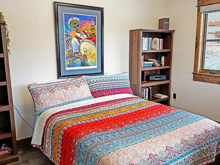 Queen size bed