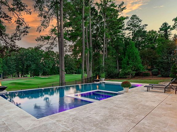 5th image of 7136 N Ridge Dr