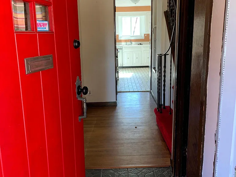5932 Elgin St — Photo 8