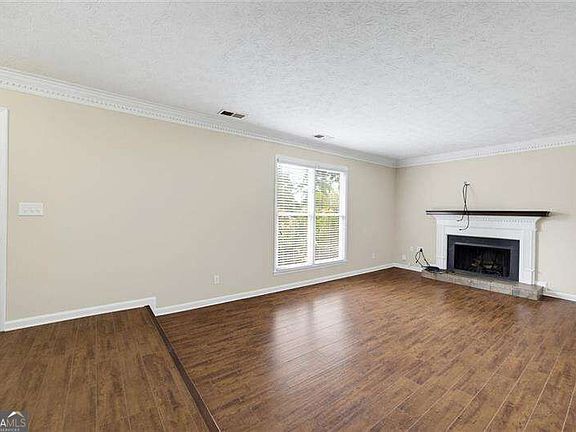 5th image of 9158 Carroll Manor Dr