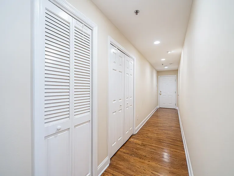 84 Jefferson St — Photo 24