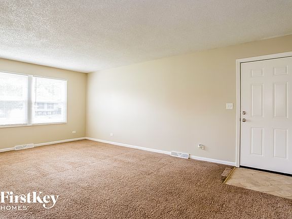 3rd image of 28W578 Donald Ave