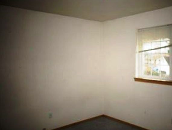 5th image of 10513 Lake View Dr