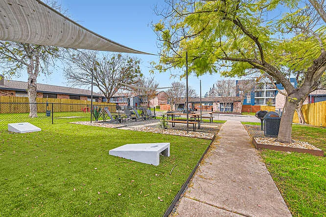 Hillside Place — Photo 9
