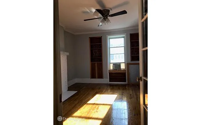 Rented by Douglas Elliman | media 22