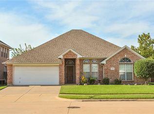 1008 Pegasus Dr, Arlington, TX 76013