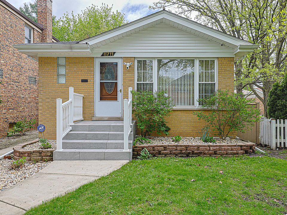 1st image of 8711 Hamlin Ave
