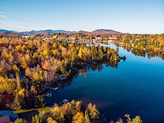 4th image of 357 Mirror Lake Dr
