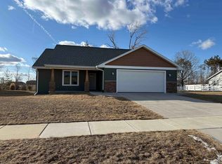 3745 Wildflower Ln, Janesville, WI 53548
