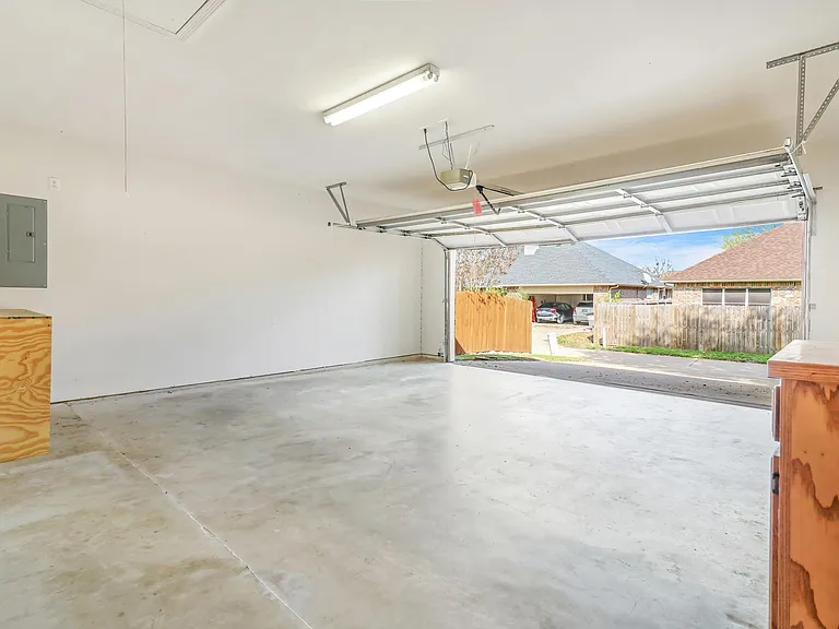 102 Whipperwill Way — Photo 31