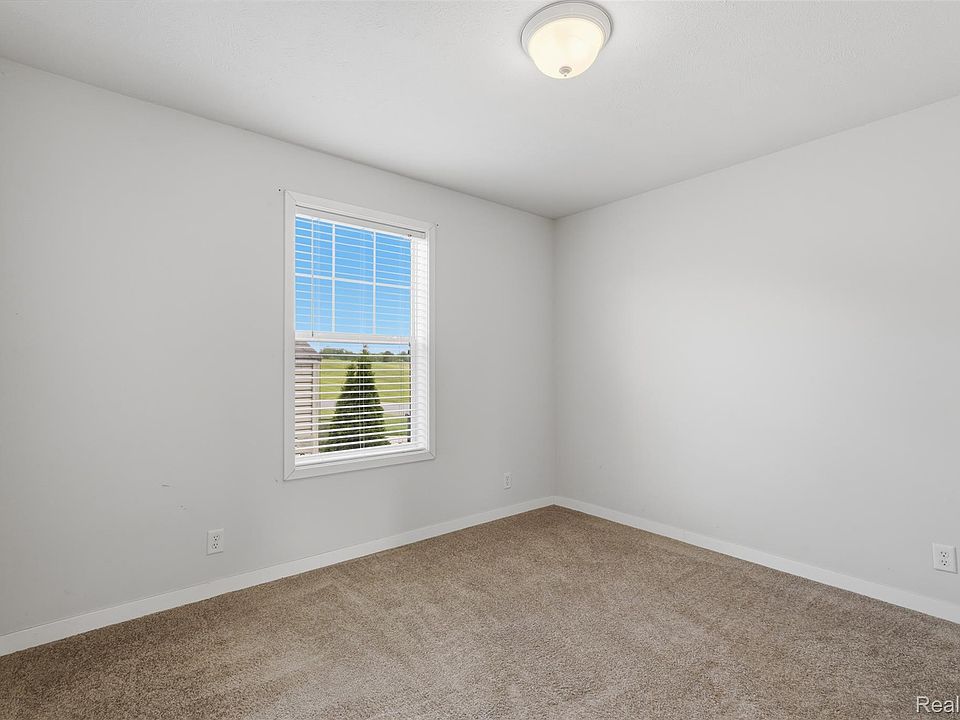 11766 Cedarbrook Dr, photo 15
