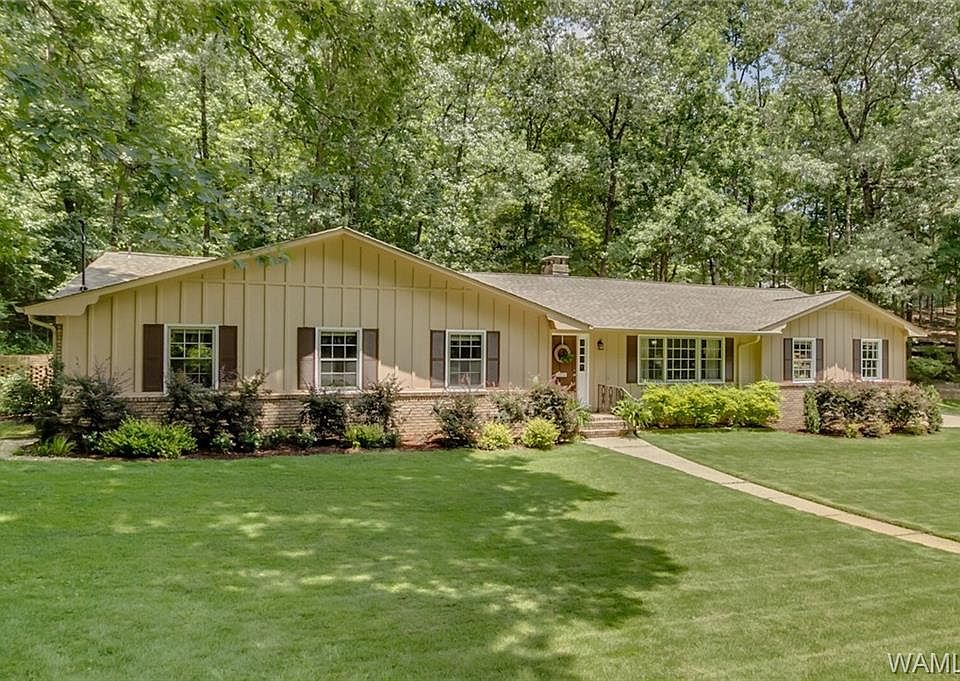 1st image of 4336 Woodland Hills Dr