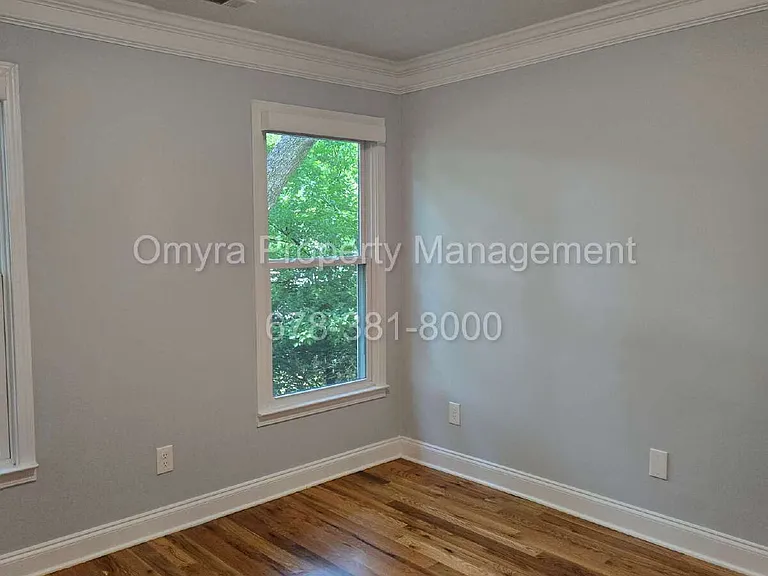 1175 Garibaldi St SW — Photo 12