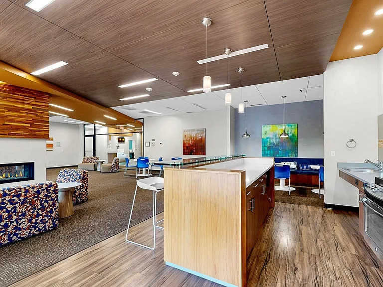 Terra Pointe Apartments — Photo 19