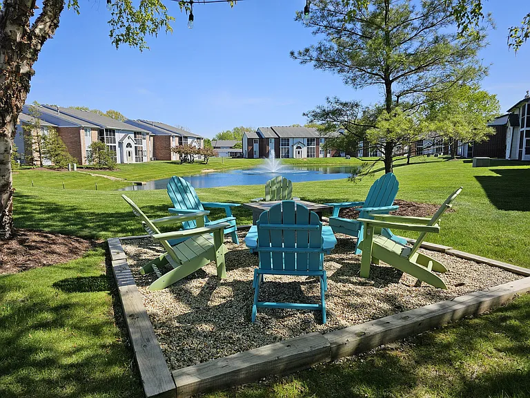 Compass Pointe — Photo 36