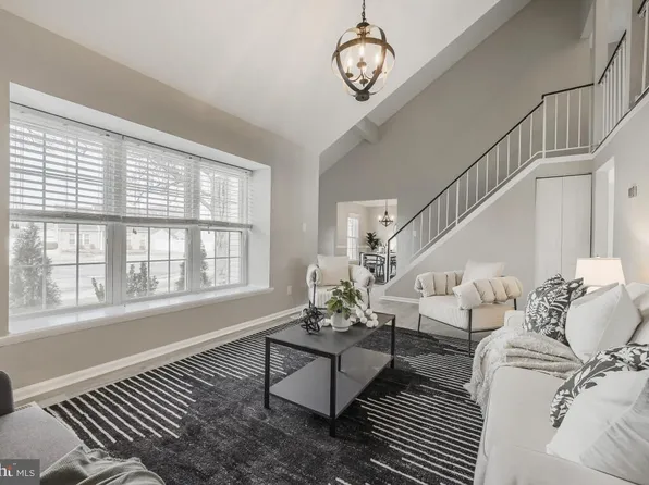 9 Mira Ct, Middle River, MD 21220