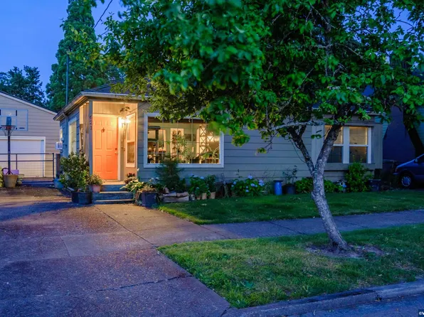 621 NW 17th St, Corvallis, OR 97330
