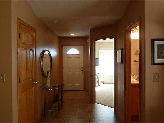 2nd image of 1445 Blacktail Ln