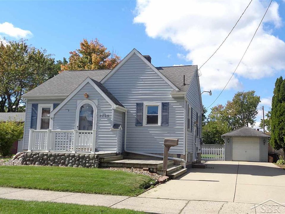 1st image of 2209 Barnard St