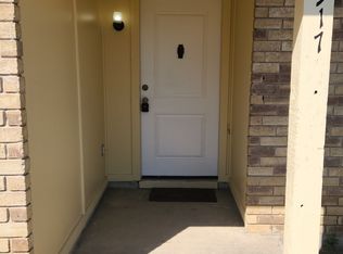 6917 Fallbrook Ct, Fort Worth, TX 76120